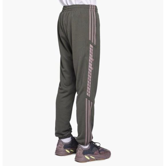 NWT Adidas YEEZY Calabasas Track Pant in Core/Mink, L - Picture 4 of 10